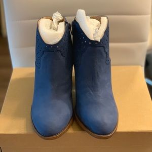 Nubuck Lucky brand women shoes size 9